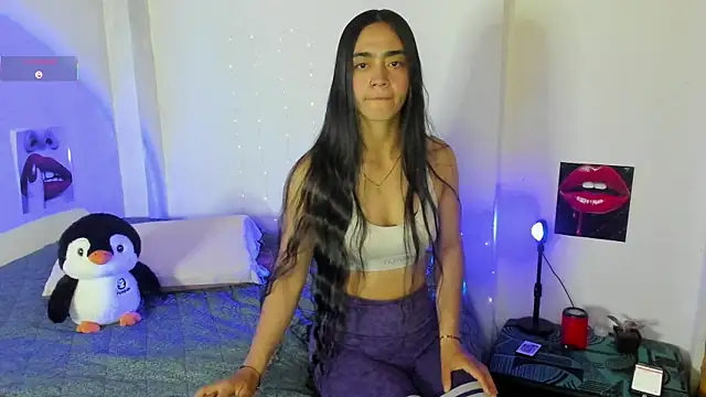 Snapshot of lizeth_sweet chatting on 09/28/25, 03:28 lizeth sweet online show from 09/28/25, 03:28