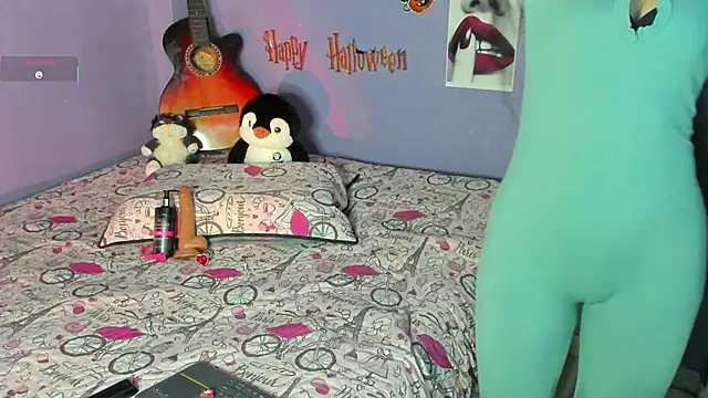 Snapshot of lizeth_sweet chatting on 10/24/25, 04:03 lizeth sweet online show from 10/24/25, 04:03