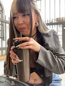 VictoriaGerard Pink online show from 09/08/25, 04:39