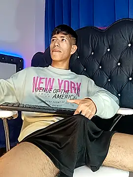 dareck 18 online show from 10/04/25, 03:10