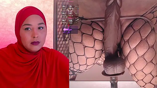 Snapshot of BBWHijab chatting on 05/30/26, 12:19 BBWHijab online show from 05/30/26, 12:19