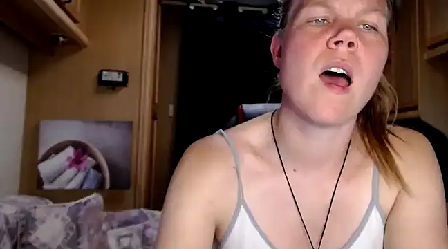 CallMeMaria online show from 12/29/24, 03:46