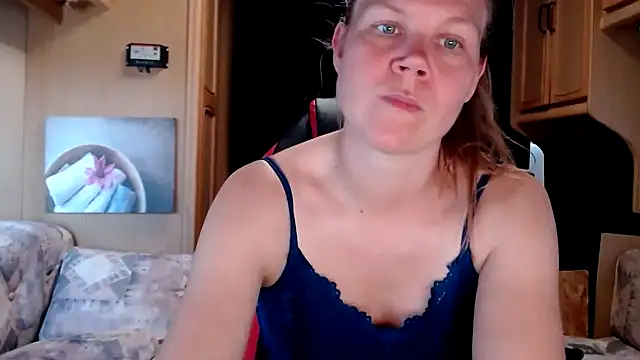 CallMeMaria online show from 01/02/25, 03:29