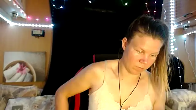 CallMeMaria online show from 01/27/25, 12:05