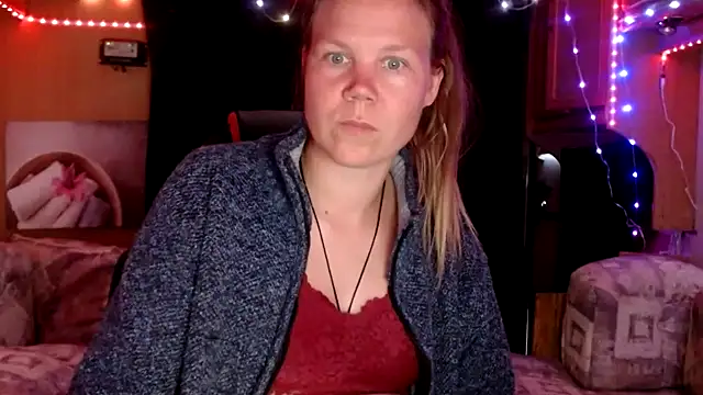 CallMeMaria online show from 01/31/25, 04:27