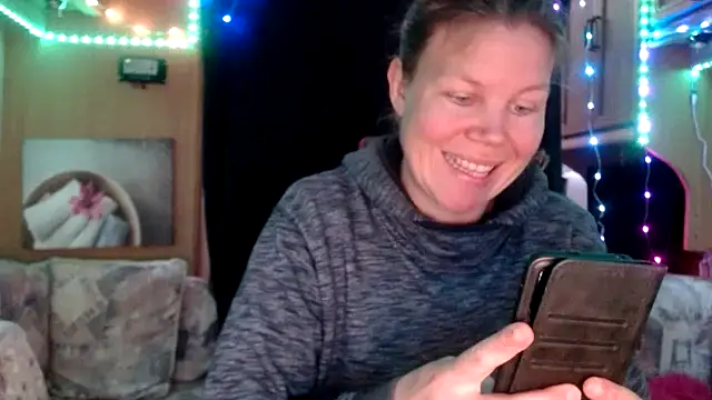 CallMeMaria online show from 02/04/25, 11:38