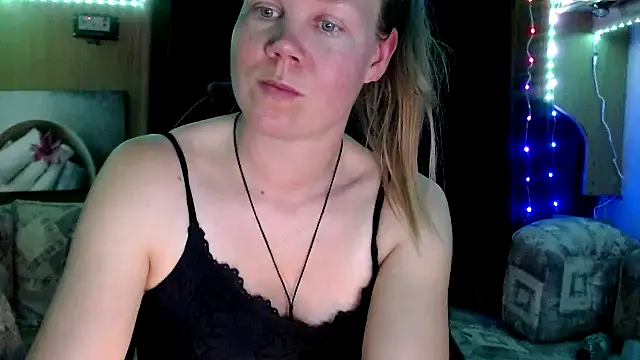 CallMeMaria online show from 02/05/25, 08:57