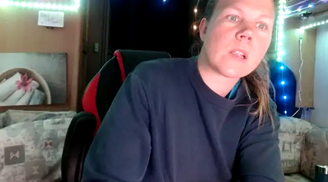 CallMeMaria online show from 02/11/25, 10:59