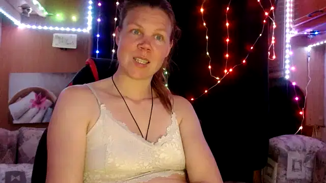 CallMeMaria online show from 02/13/25, 07:42