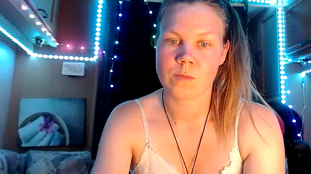 CallMeMaria online show from 02/15/25, 09:15