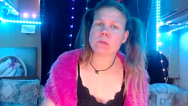 CallMeMaria online show from 02/18/25, 07:30