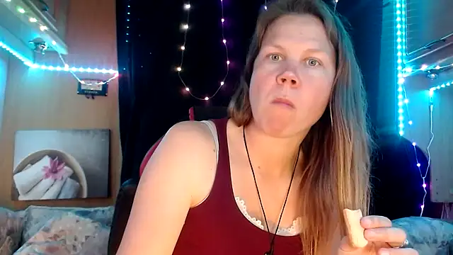 CallMeMaria online show from 02/26/25, 05:28