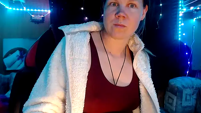 CallMeMaria online show from 02/26/25, 09:48