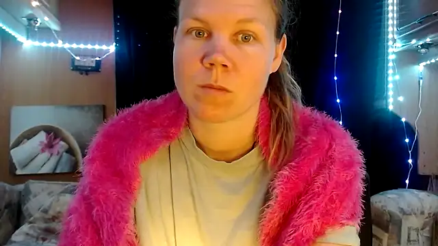 CallMeMaria online show from 02/28/25, 10:20