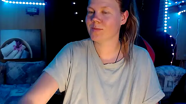 CallMeMaria online show from 02/28/25, 04:31