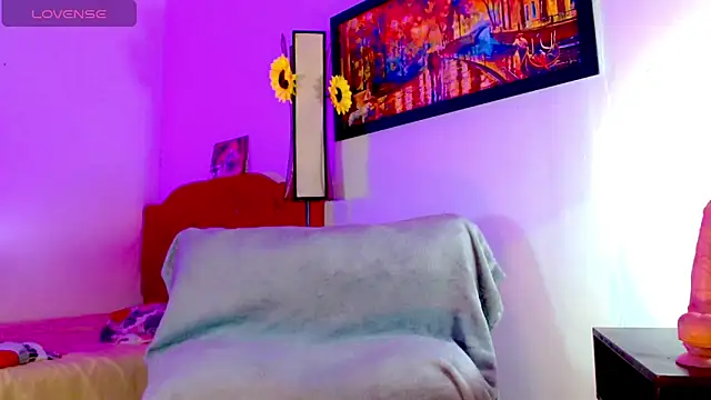 Snapshot of alexsandra_kiss chatting on 03/23/26, 11:36 alexsandra kiss online show from 03/23/26, 11:36