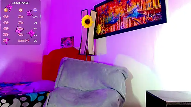 Snapshot of alexsandra_kiss chatting on 03/26/26, 11:27 alexsandra kiss online show from 03/26/26, 11:27