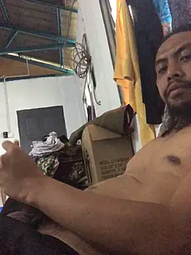 Snapshot of John_Syukri chatting on 03/14/25, 12:10 John Syukri online show from 03/14/25, 12:10