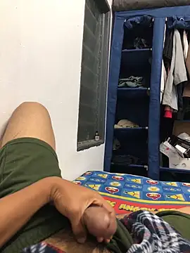 Snapshot of John_Syukri chatting on 11/25/25, 10:43 John Syukri online show from 11/25/25, 10:43