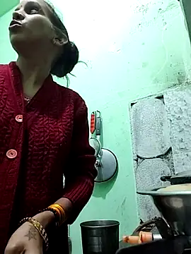 Hotty-Nidhi online show from 11/22/25, 03:22