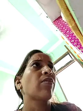 Snapshot of Hotty-Nidhi chatting on 06/03/26, 05:10 Hotty-Nidhi online show from 06/03/26, 05:10