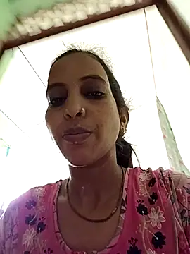 Snapshot of Hotty-Nidhi chatting on 07/02/26, 03:45 Hotty-Nidhi online show from 07/02/26, 03:45