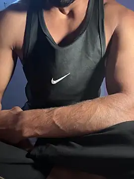 Snapshot of HARSHHU01 chatting on 03/20/25, 06:09 HARSHHU01 online show from 03/20/25, 06:09