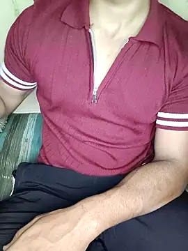 Snapshot of HARSHHU01 chatting on 10/04/25, 05:00 HARSHHU01 online show from 10/04/25, 05:00