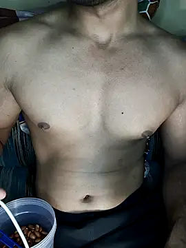 Snapshot of HARSHHU01 chatting on 10/26/25, 04:35 HARSHHU01 online show from 10/26/25, 04:35