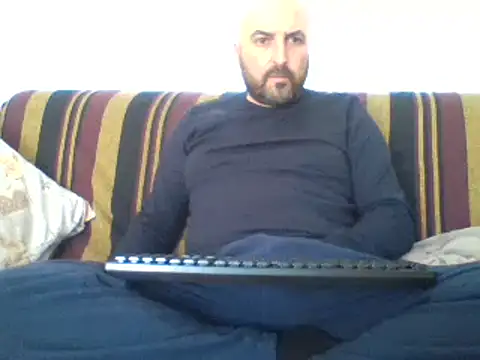 Snapshot of maxxxio12 chatting on 03/14/25, 10:07 maxxxio12 online show from 03/14/25, 10:07