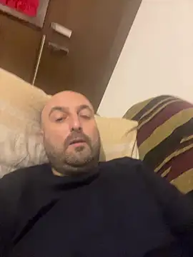 Snapshot of maxxxio12 chatting on 03/14/25, 05:46 maxxxio12 online show from 03/14/25, 05:46