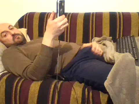 Snapshot of maxxxio12 chatting on 03/18/25, 09:21 maxxxio12 online show from 03/18/25, 09:21