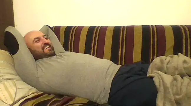 Snapshot of maxxxio12 chatting on 03/20/25, 05:47 maxxxio12 online show from 03/20/25, 05:47