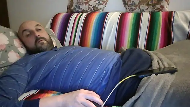 Snapshot of maxxxio12 chatting on 03/23/26, 08:57 maxxxio12 online show from 03/23/26, 08:57