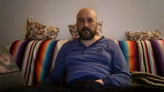 Snapshot of maxxxio12 chatting on 03/26/26, 08:14 maxxxio12 online show from 03/26/26, 08:14