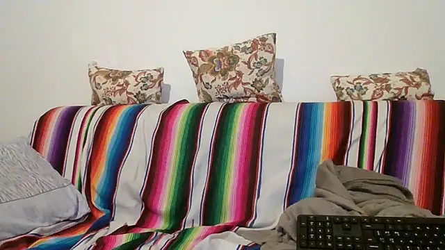 Snapshot of maxxxio12 chatting on 04/01/26, 06:49 maxxxio12 online show from 04/01/26, 06:49