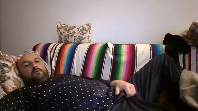 Snapshot of maxxxio12 chatting on 04/15/26, 07:21 maxxxio12 online show from 04/15/26, 07:21