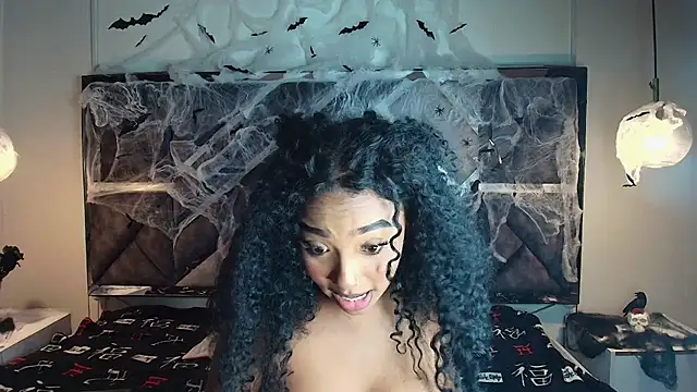 Snapshot of charlotte_walker1 chatting on 10/12/25, 03:16 charlotte walker1 online show from 10/12/25, 03:16