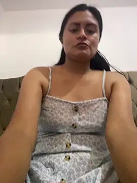 Snapshot of antonella774 chatting on 03/27/26, 04:29 antonella774 online show from 03/27/26, 04:29