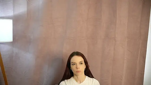 Snapshot of SillviaAven chatting on 03/13/25, 09:43 SillviaAven online show from 03/13/25, 09:43