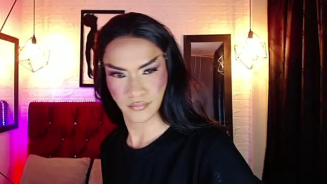 agatha rodriguez online show from 11/15/25, 02:02