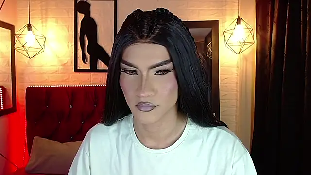 agatha rodriguez online show from 11/20/25, 01:44