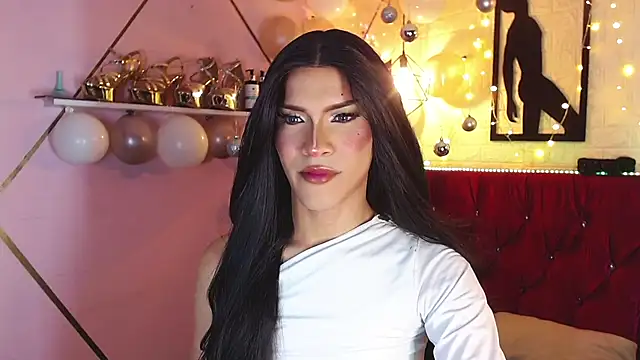 agatha rodriguez online show from 12/15/25, 01:48