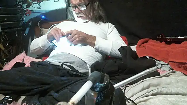 hahard1onestill online show from 02/03/26, 03:04