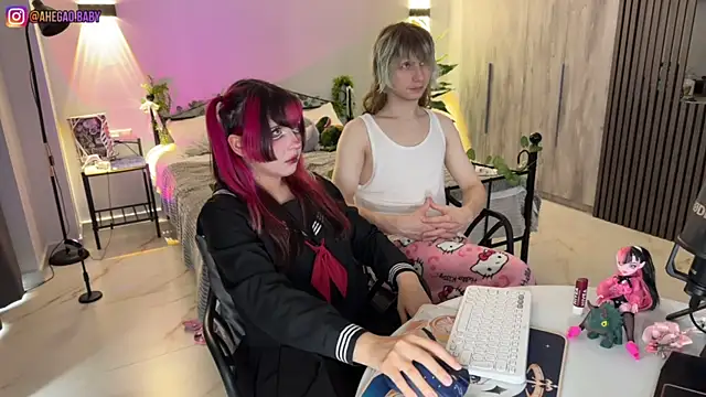 Snapshot of h3ntai_baby chatting on 07/12/26, 03:03 h3ntai baby online show from 07/12/26, 03:03