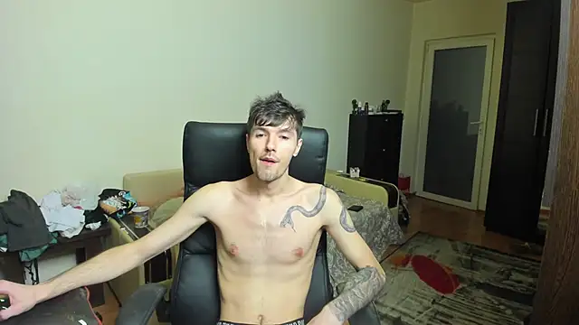 Snapshot of JustinPorno chatting on 09/13/25, 03:34 JustinPorno online show from 09/13/25, 03:34