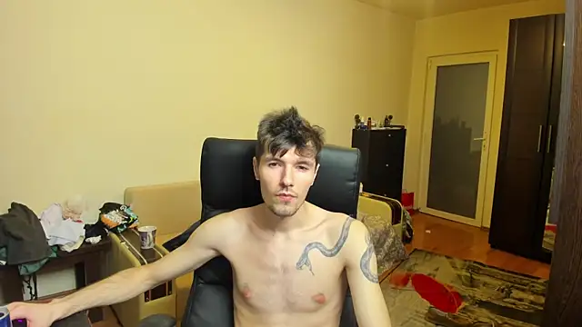 Snapshot of JustinPorno chatting on 09/14/25, 07:13 JustinPorno online show from 09/14/25, 07:13