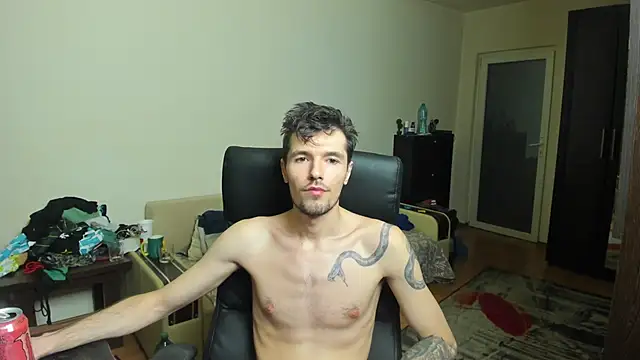 Snapshot of JustinPorno chatting on 09/21/25, 07:48 JustinPorno online show from 09/21/25, 07:48