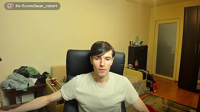 Snapshot of JustinPorno chatting on 10/29/25, 06:42 JustinPorno online show from 10/29/25, 06:42