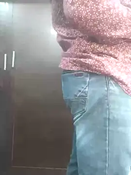 Idontmind367 online show from 12/23/25, 04:32